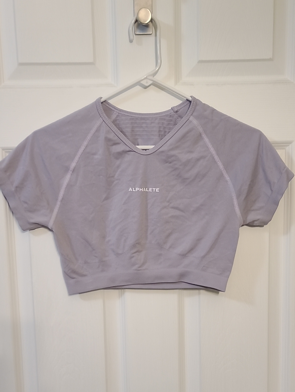 Alphalete Amplify Lavender Lilac Crop Top